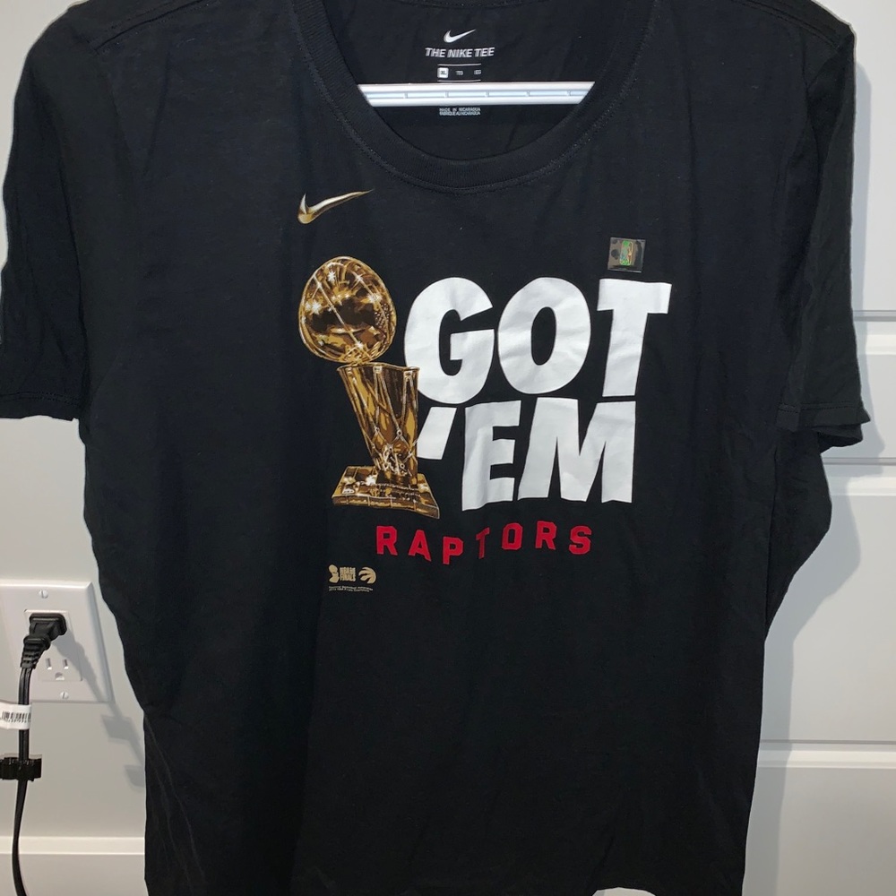 T-shirt for saleeeee